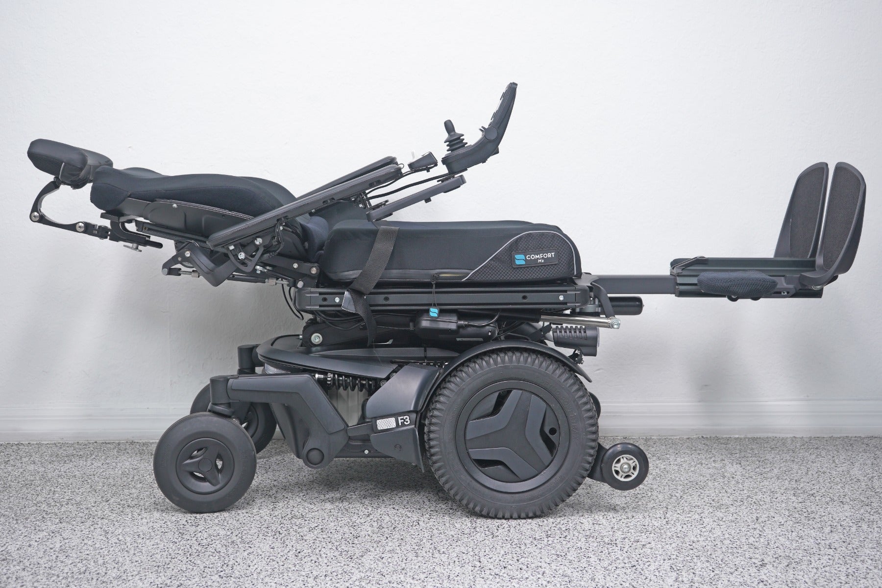 Permobil F3 Power Wheelchair 12" Seat Lift, Tilt, Recline, Legs & Anterior Tilt - 8536