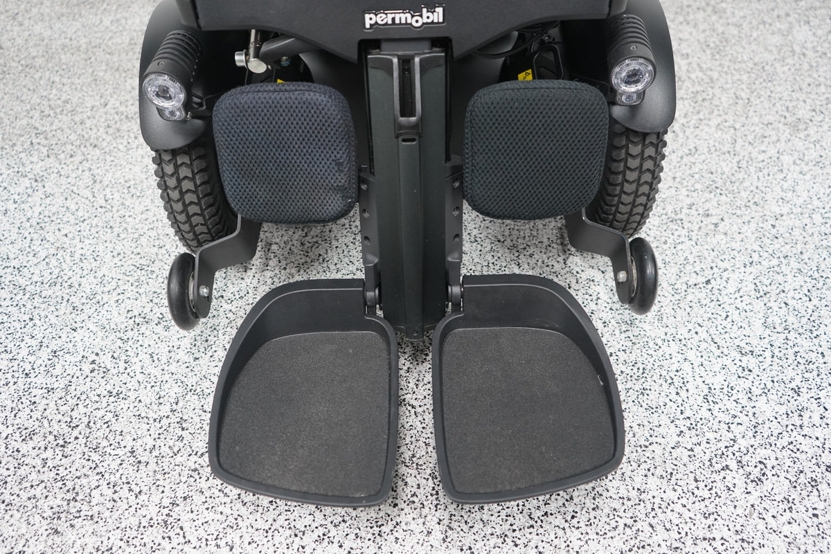 Permobil F3 Power Wheelchair 12" Seat Lift, Tilt, Recline, Legs & Anterior Tilt - 8536