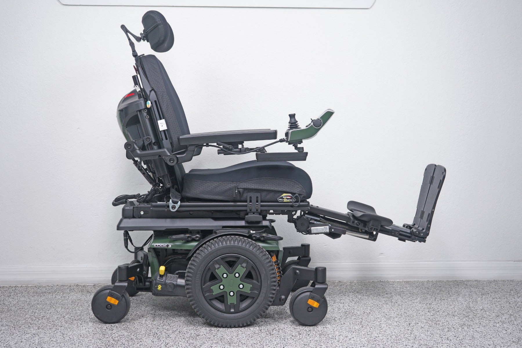 Quantum Edge 3 Power Wheelchair 12" iLevel Seat Lift, Tilt, Recline, Legs & Anterior Tilt - 8817