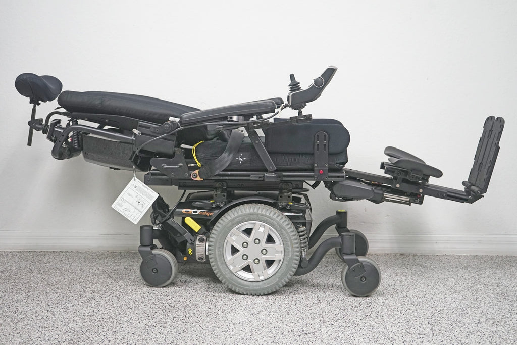 Quantum Q6 Edge Power Wheelchair Tilt, Recline & Legs - 7070