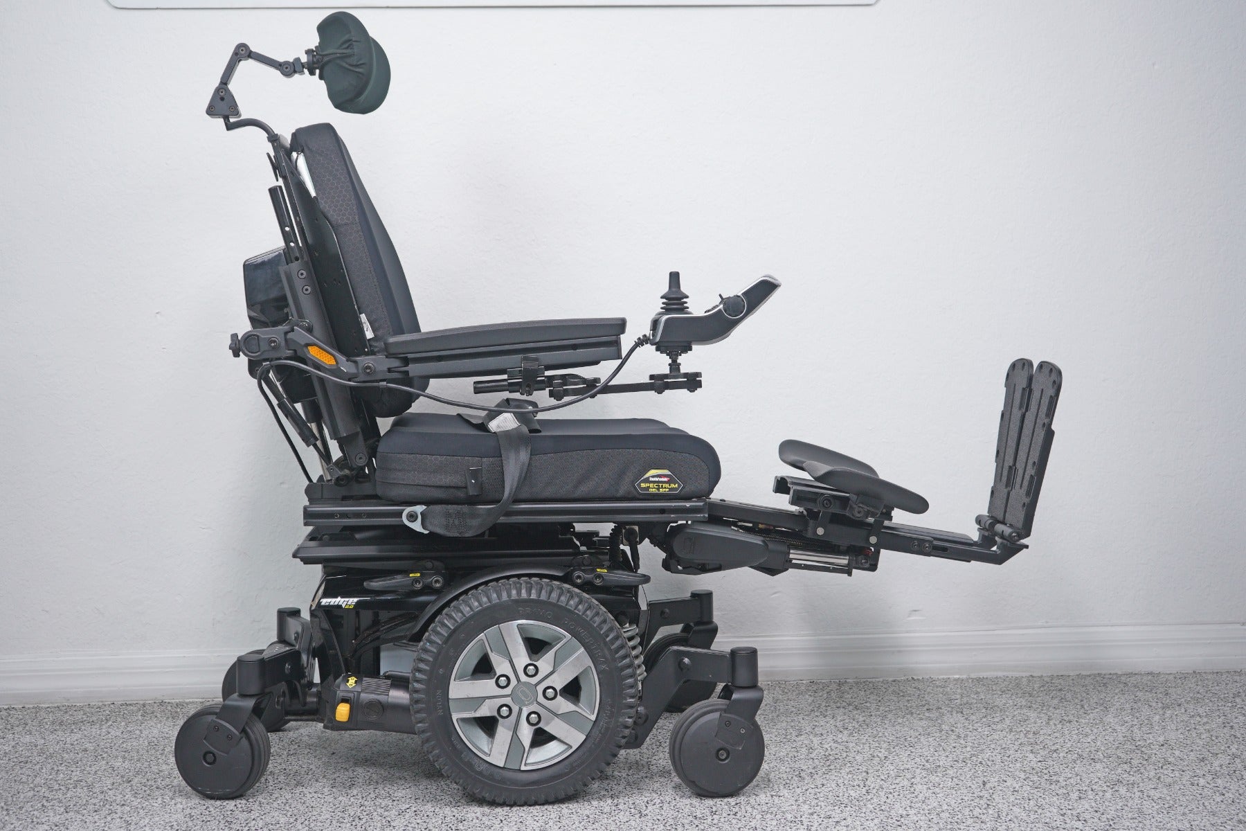Quantum Q6 Edge 2.0 Power Wheelchair Tilt, Recline & Legs - 8730