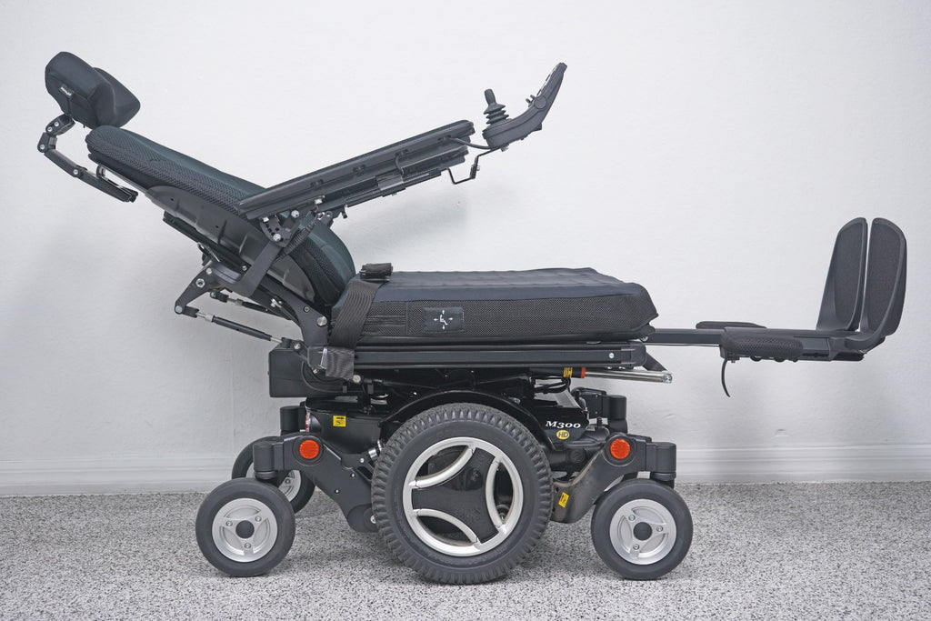 Permobil M300 HD Power Wheelchair Seat Lift, Tilt, Recline & Legs - 8864