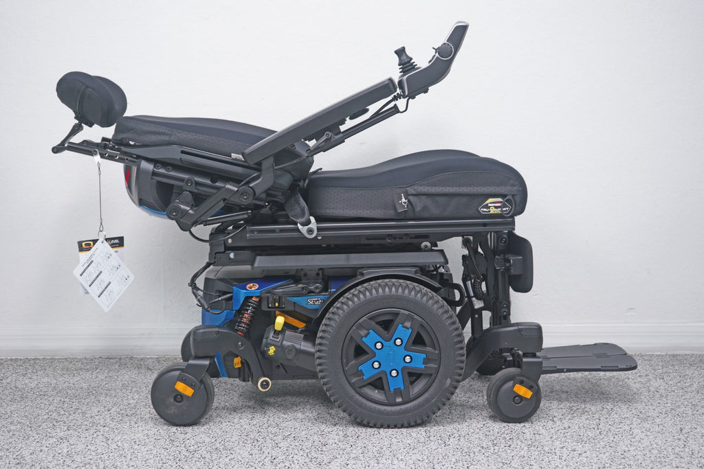 Quantum Edge 3 Stretto Power Wheelchair 12" iLevel Seat Lift, Tilt, Recline & Legs - 8984