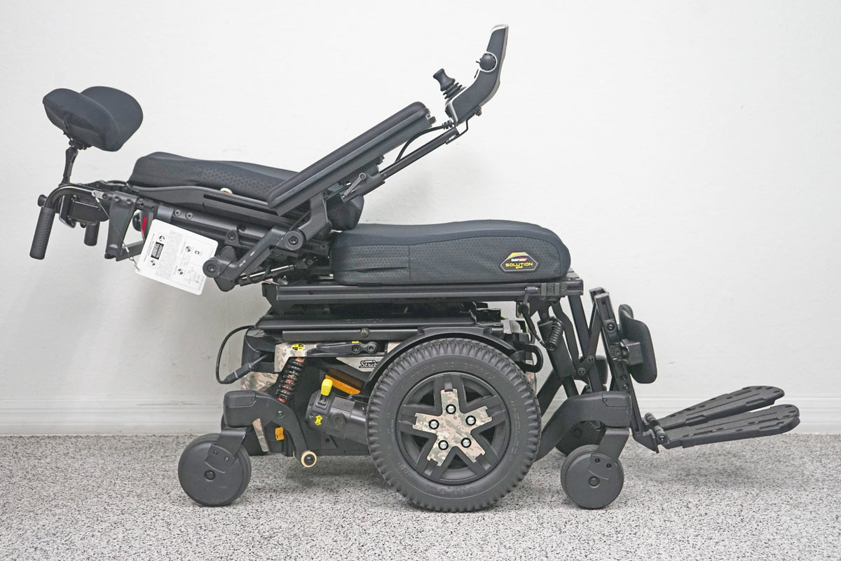 Quantum Edge 3 Stretto Power Wheelchair Tilt, Recline & Legs - 7211