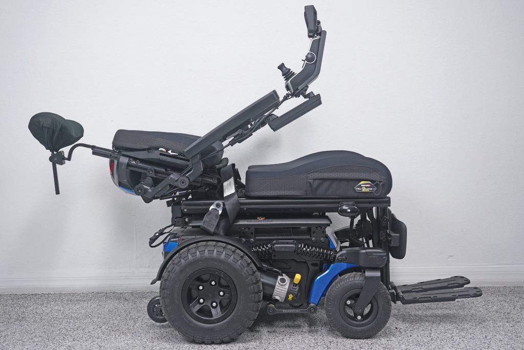 Quantum R-Trak Power Wheelchair Seat Lift, Tilt, Recline & Legs - 9018
