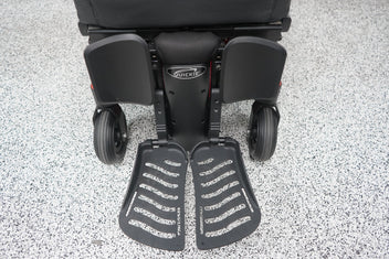 Quickie Q300 M Mini Power Wheelchair Seat Lift, Tilt, Recline & Legs - 9008