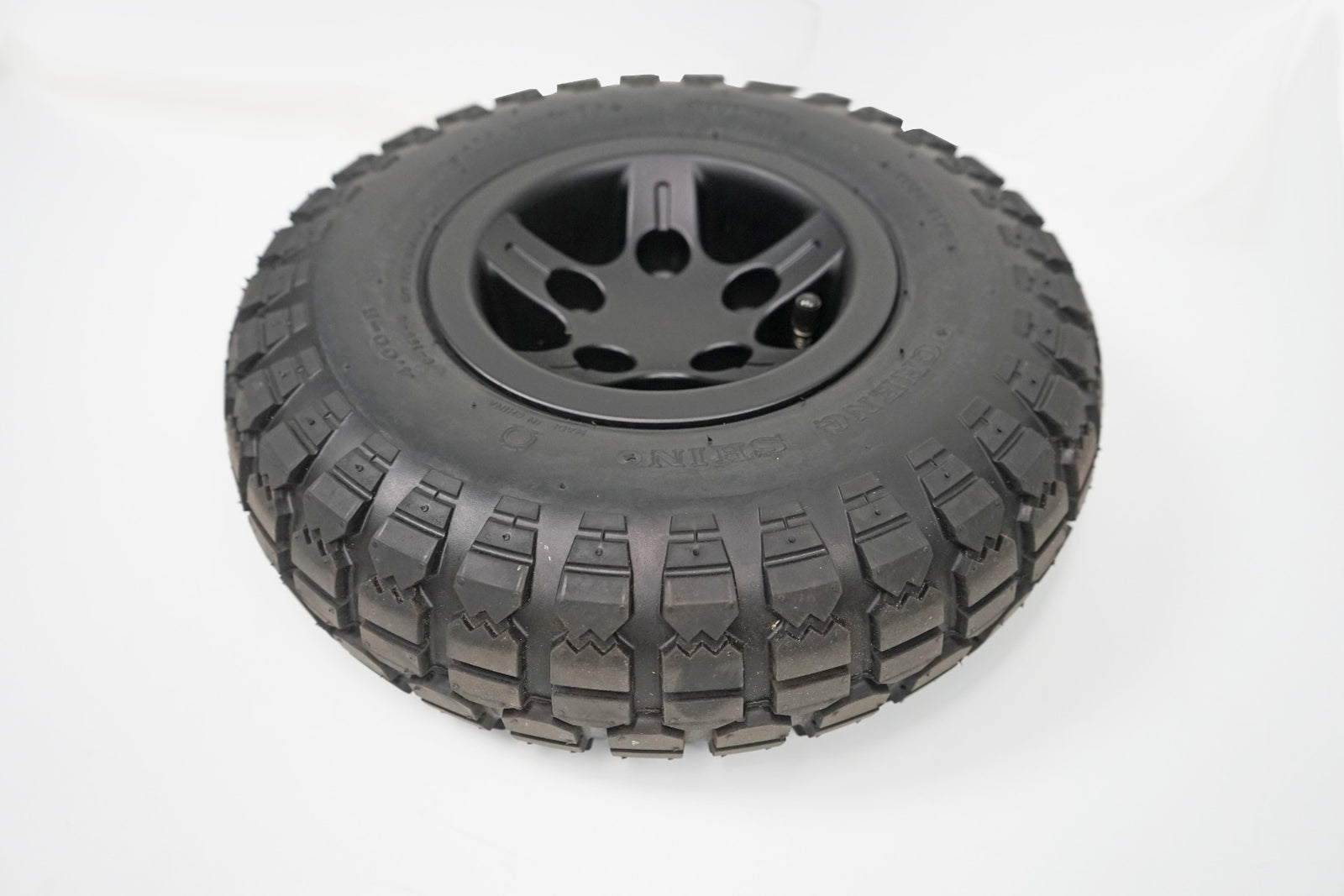 Quantum Q6 Edge Knobby Drive Tires 14 x 4 (Set of 2)
