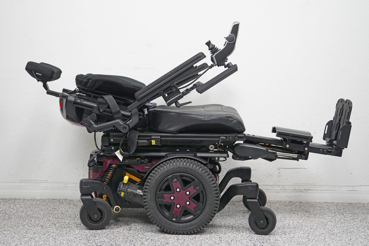 Quantum Edge 3 Stretto Power Wheelchair - 12" iLevel Seat Lift, Recline, Tilt, Legs - 5447