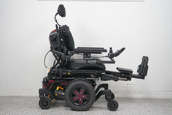 Quantum Edge 3 Stretto Power Wheelchair - 12" iLevel Seat Lift, Recline, Tilt, Legs - 5447