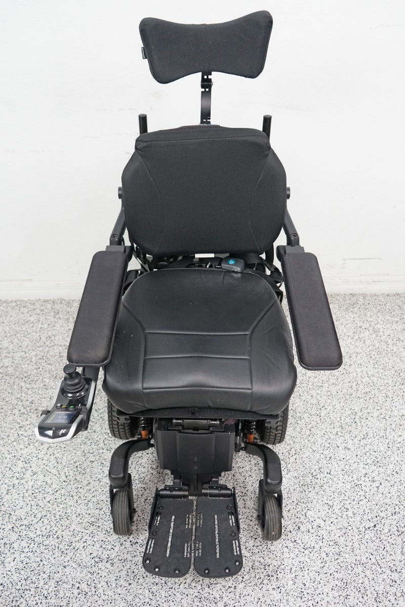 Quantum Edge 3 Stretto Power Wheelchair - 12" iLevel Seat Lift, Recline, Tilt, Legs - 5447