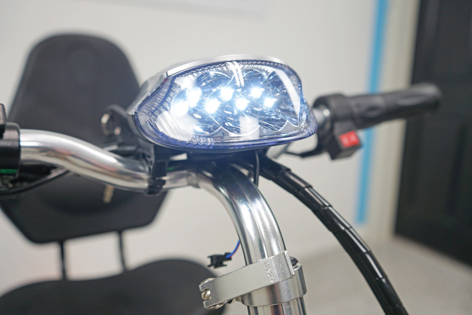 Chaser 1000 High Speed Leisure Scooter by Freedom Scooters