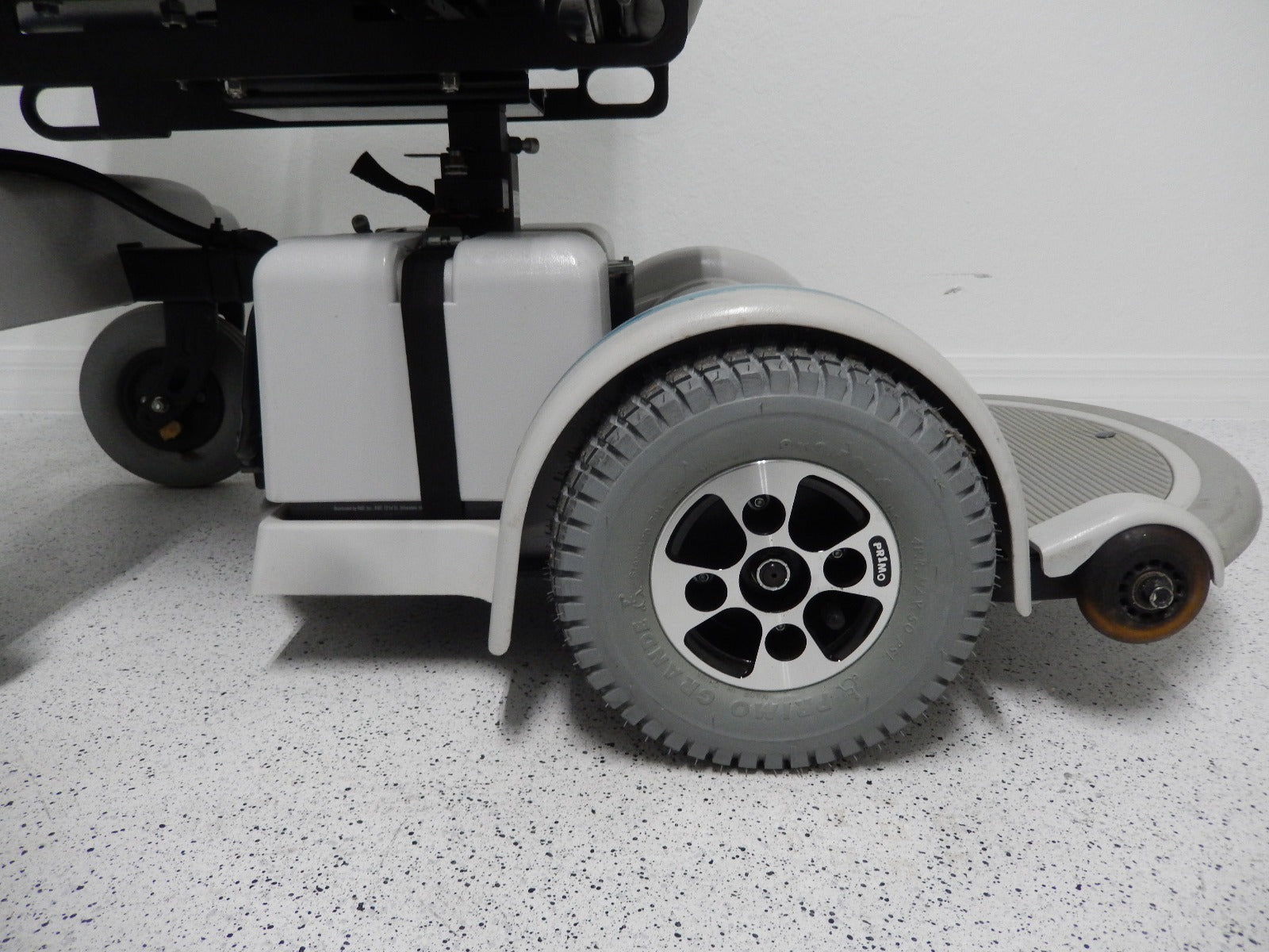 Hoveround MPV5 Wheelchair / Scooter - 5 Inch Seat Lift