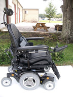 Permobil M300 HD Power Chair with TILT, RECLINE, LEGS & SEAT LIFT - Used Wheelchairs (Silver)