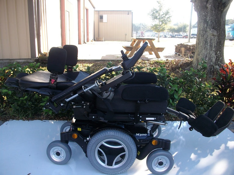 Permobil M300 Power Chair with TILT, RECLINE, LEGS & SEAT LIFT - Used Wheelchairs (Black)