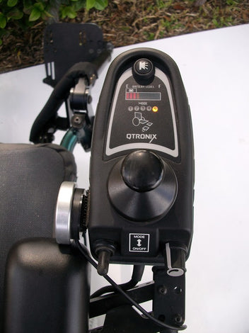 Sunrise Medical Quickie S-646 SE Power Chair with ELECTRIC TILT & LEGS - Used Wheelchairs (Green)