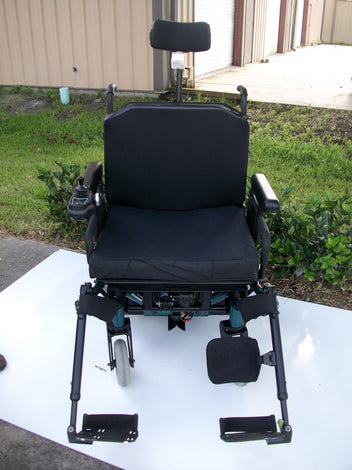 Sunrise Medical Quickie S-646 SE Power Chair with ELECTRIC TILT & LEGS - Used Wheelchairs (Green)